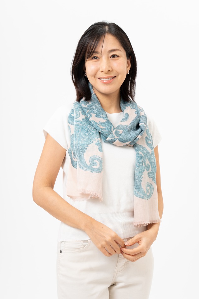 Kocho - 胡蝶/ピンクベージュ　カシミヤ50%シルク50%ストール 幅65cm×縦180cm（本体部分）+1cm×2（房部分）