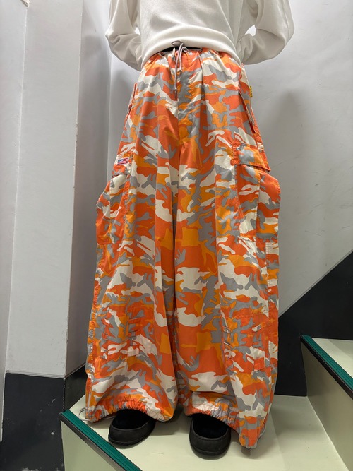 00's "UFO" camouflage cargo pants