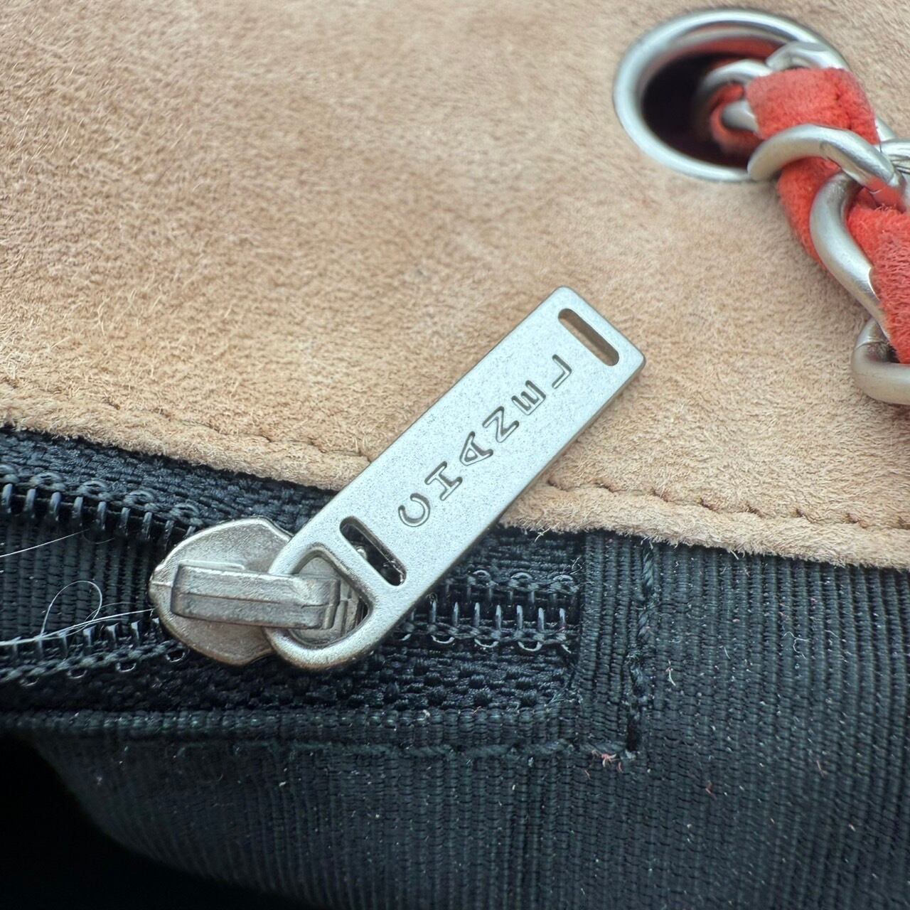 CHANEL チョコバー　スエードショルダーバッグ CHANEL シャネル チョコバー スエード チェーンショルダーバッグ 2.55