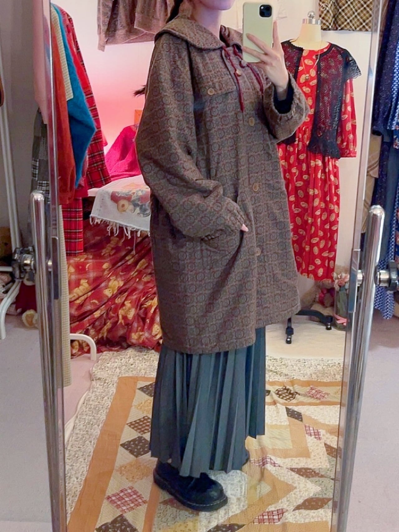 round collar geometric drawstring coat