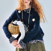 花をまとうネイビーフラワーカーディガン 《i0805》