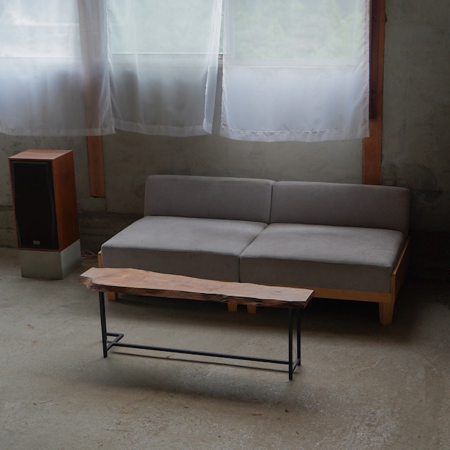 杢目が美しい山桃 一枚板 ローテーブル レア材です