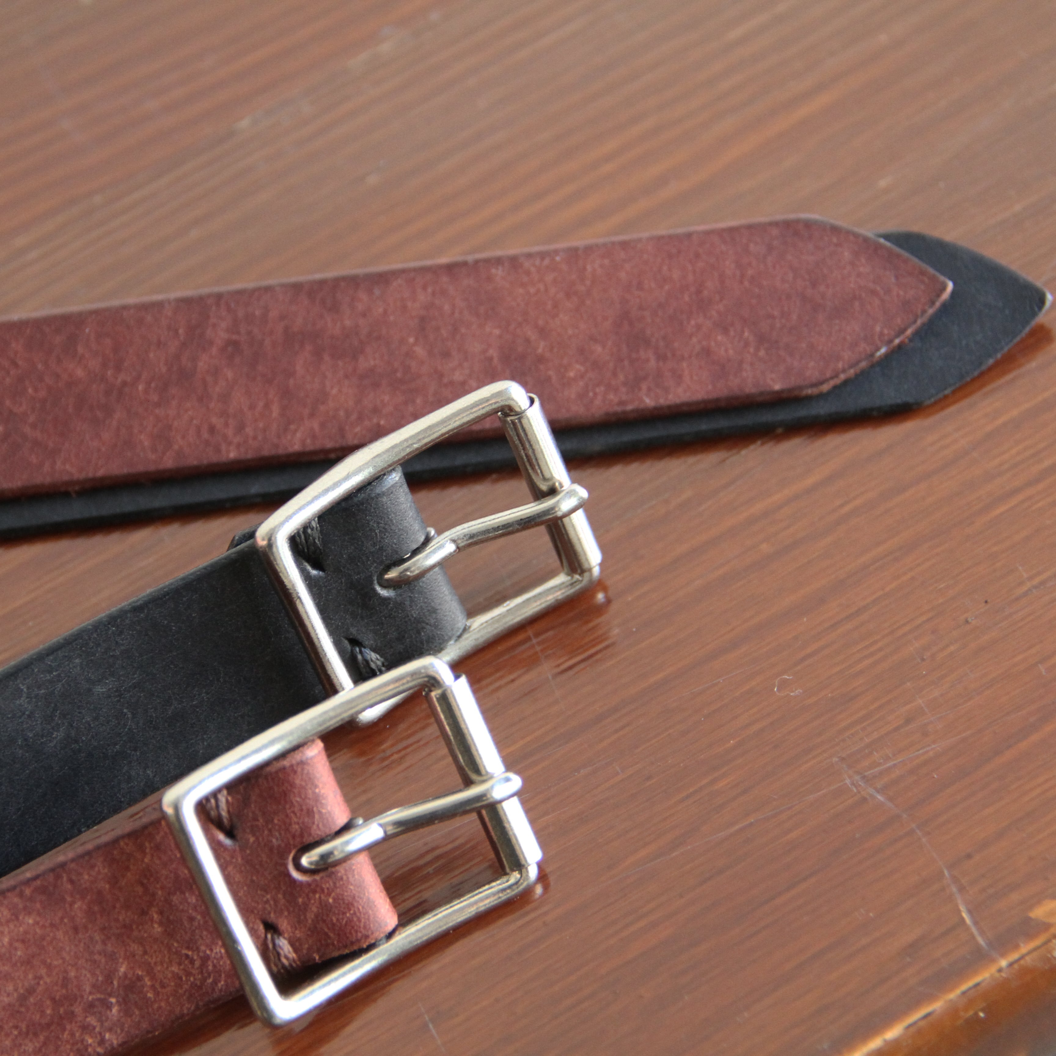STILL BY HAND Leather belt