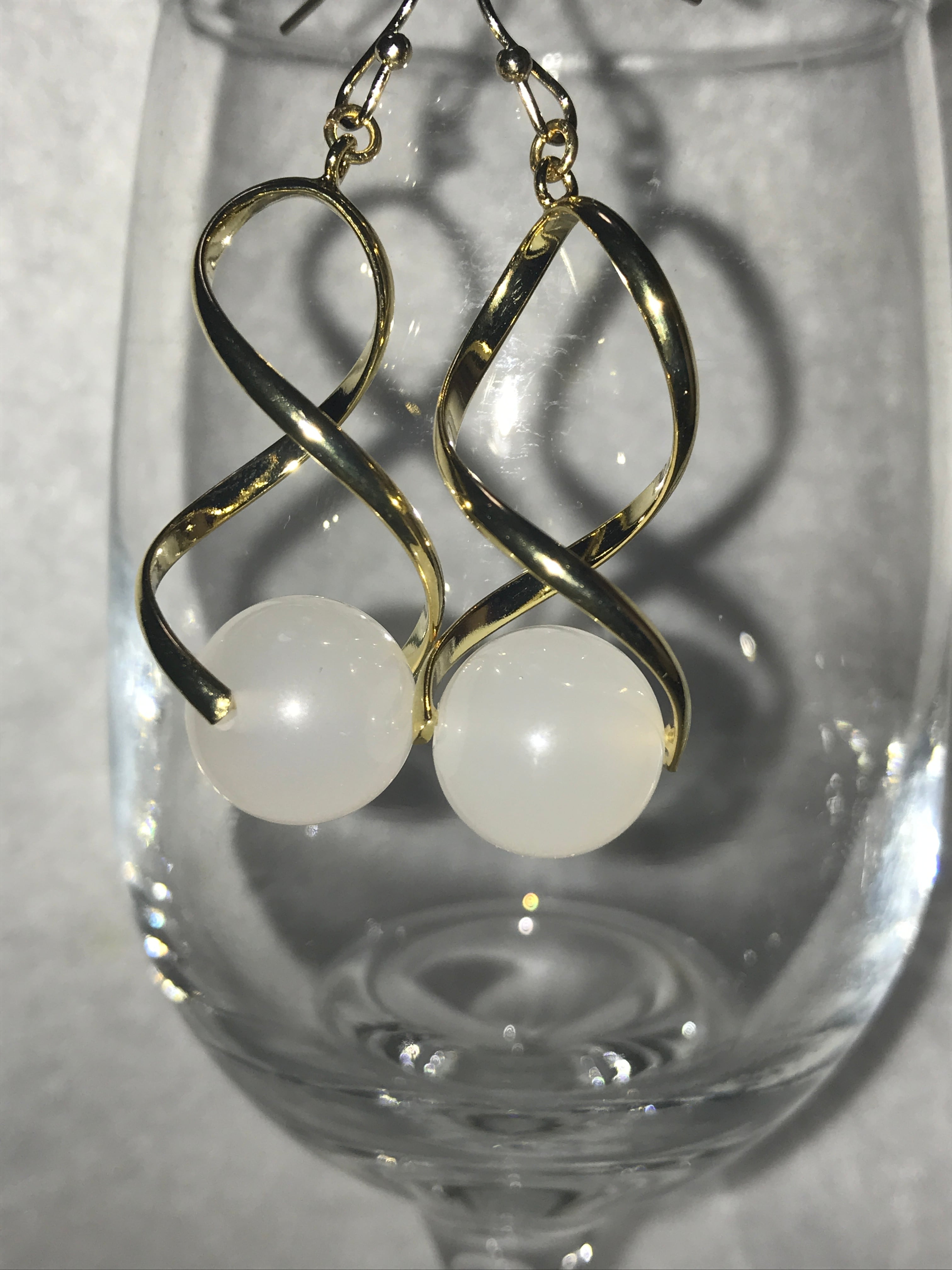 ウェーブバチカン ピアス