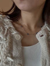 ブルーラインネックレス