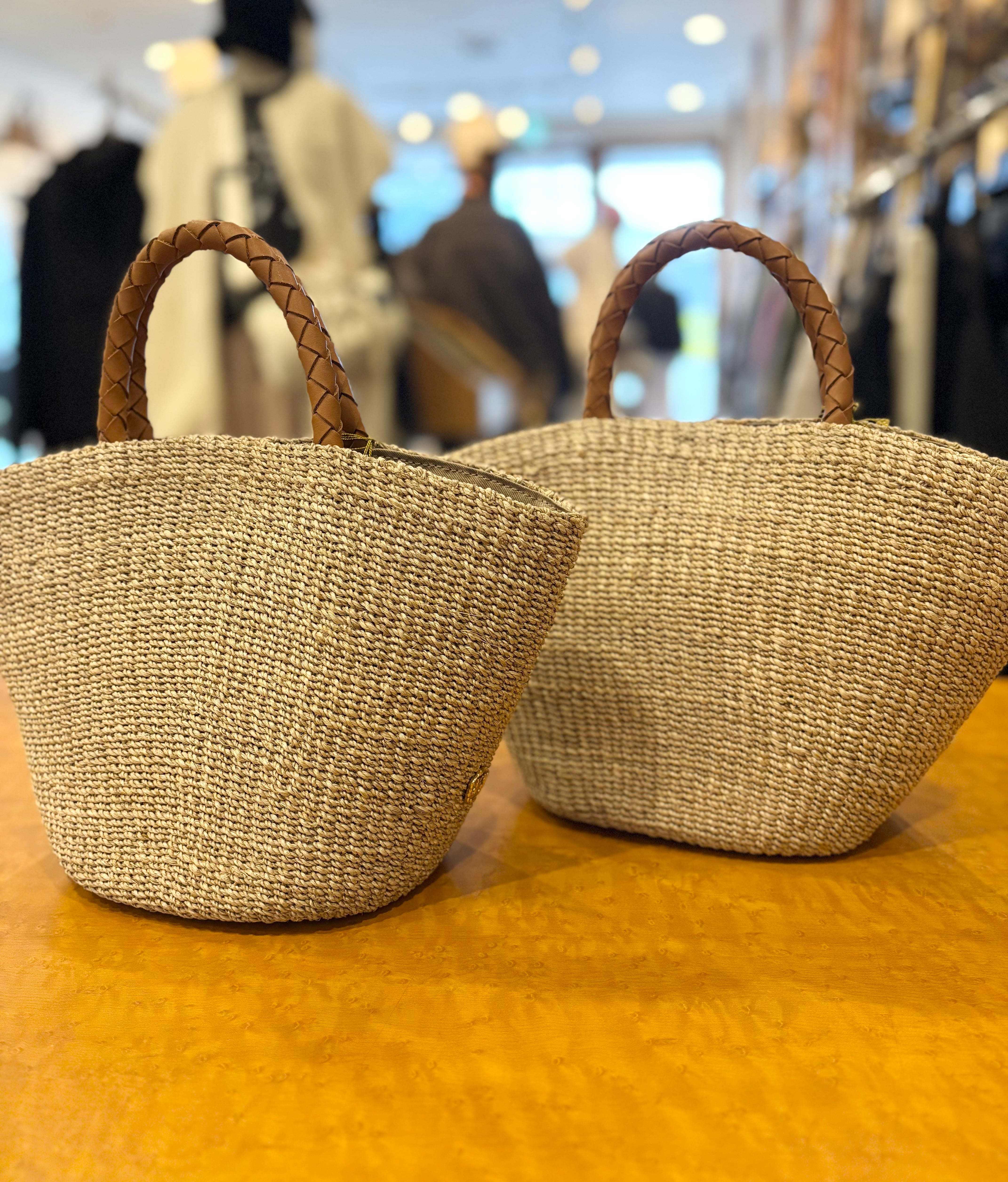 猫刺繍カゴバッグ VIOLAd'ORO【ヴィオラドーロ】 | KURUKURU大和高田店