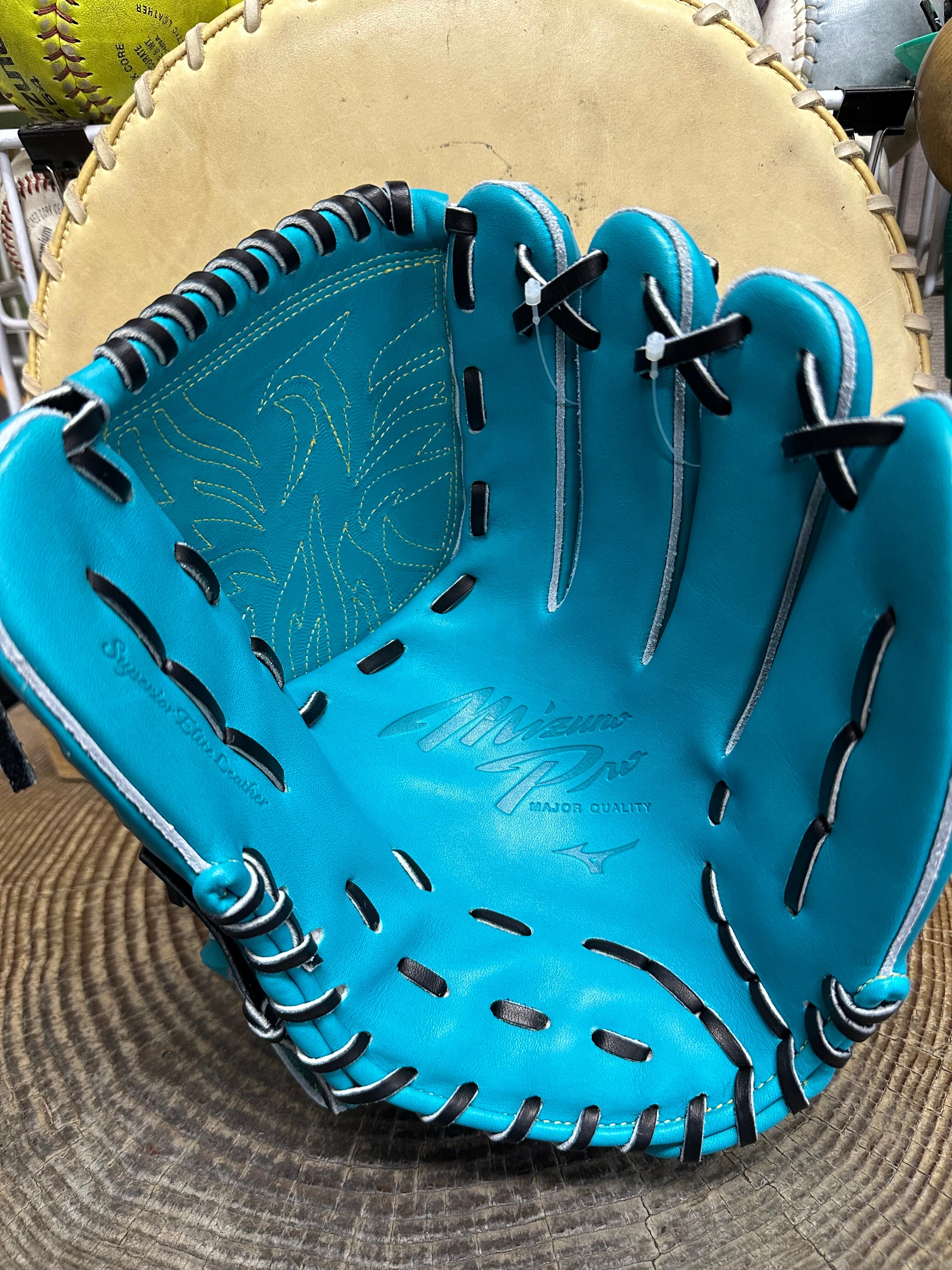 MIZUNO(ミズノ)【限定】軟式投手用グローブ | カミスポーツ・プラス