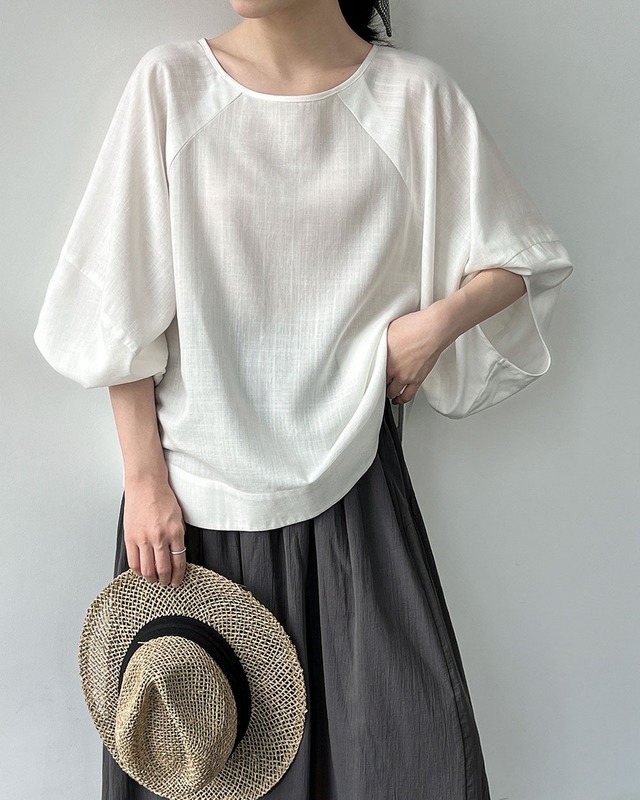 Raglan Volume-Sleeve Blouse