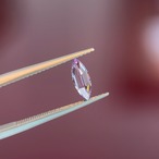 ライラックスピネル 9.4x3.4mm, 0.67ct, ベトナム産