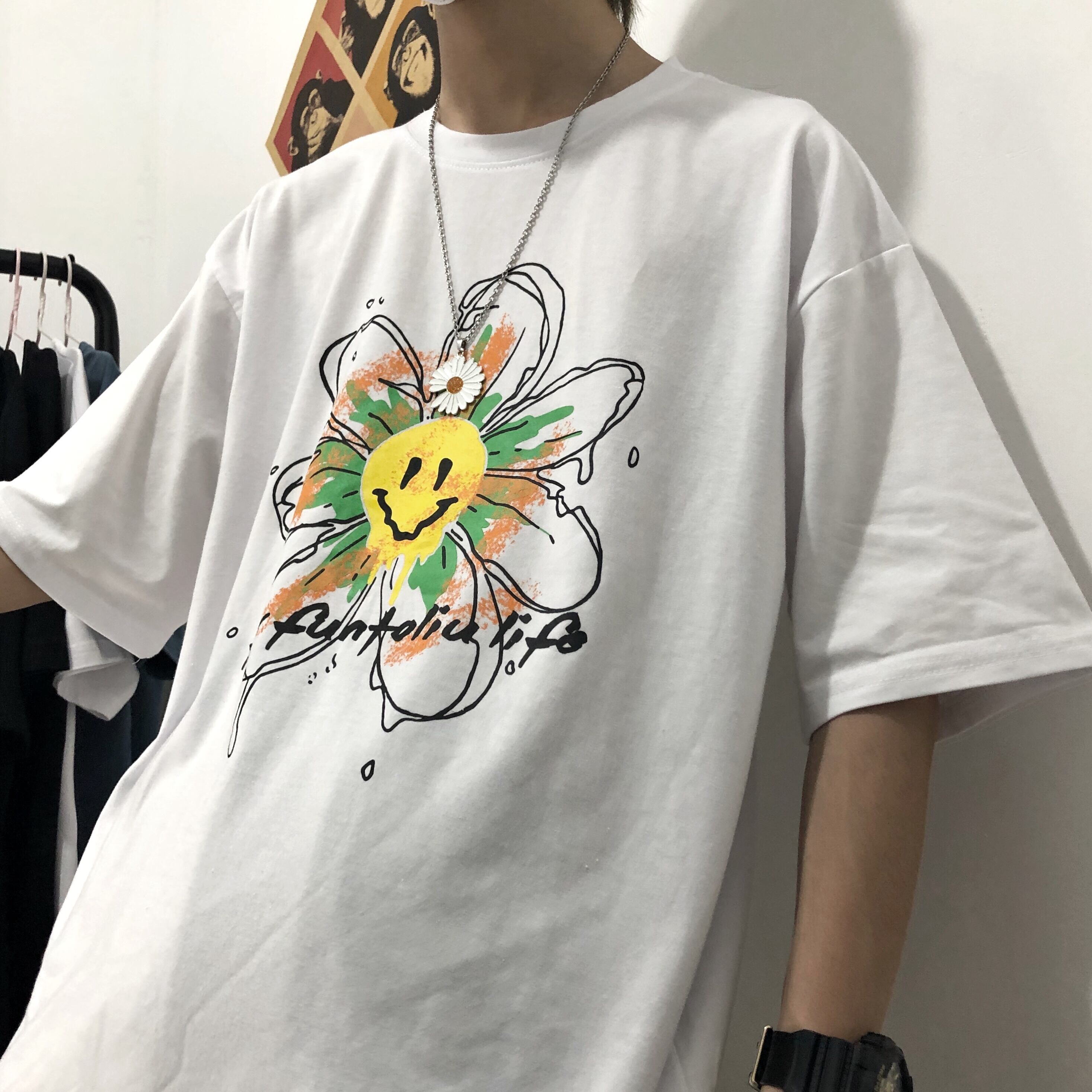 送料無料】KOREA オーバーサイズ花柄ルーズTシャツ メンズレディース