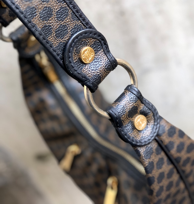 CELINE　セリーヌ　マカダム　フロントジップ　PVC×レザー　ホーボー　ショルダーバッグ　ブラック　vintage　ヴィンテージ　オールドセリーヌ　5hcxy3