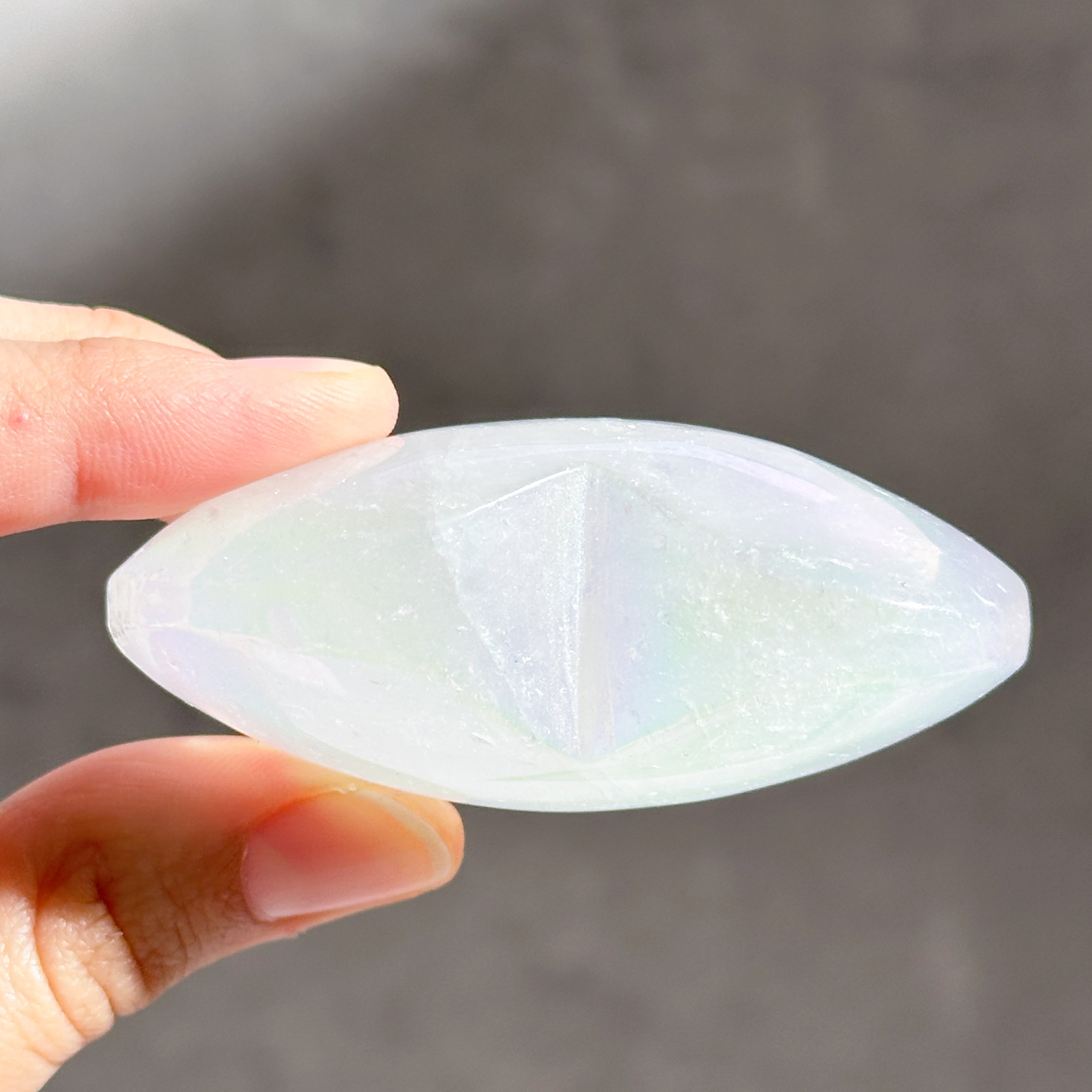 Special SALE！ 22000→17000円オーラ水晶 BIGハート Big♡エンジェルオーラクォーツ ハート52♡Angel Aura Quartz♡天然石
