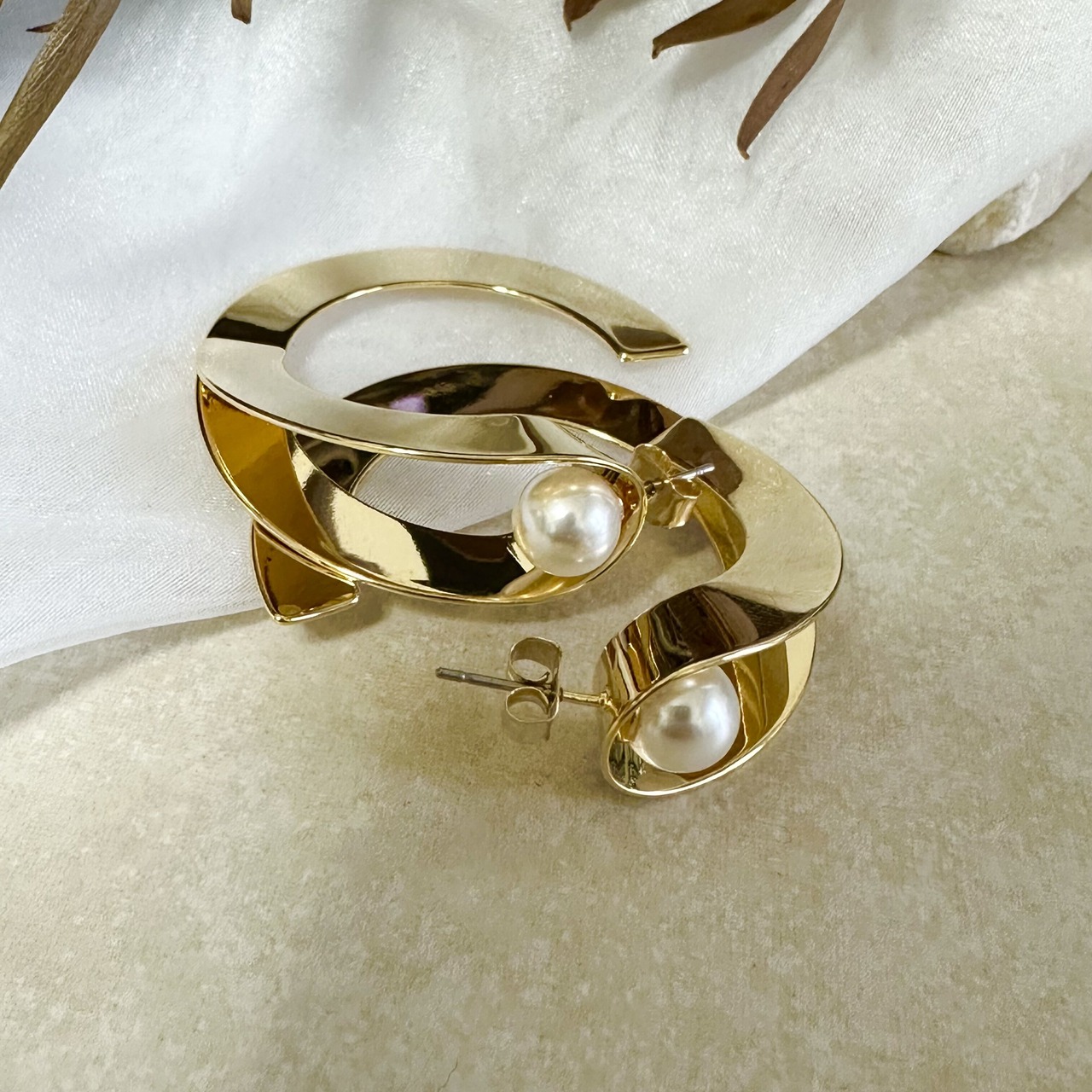 359P　パールフープピアス