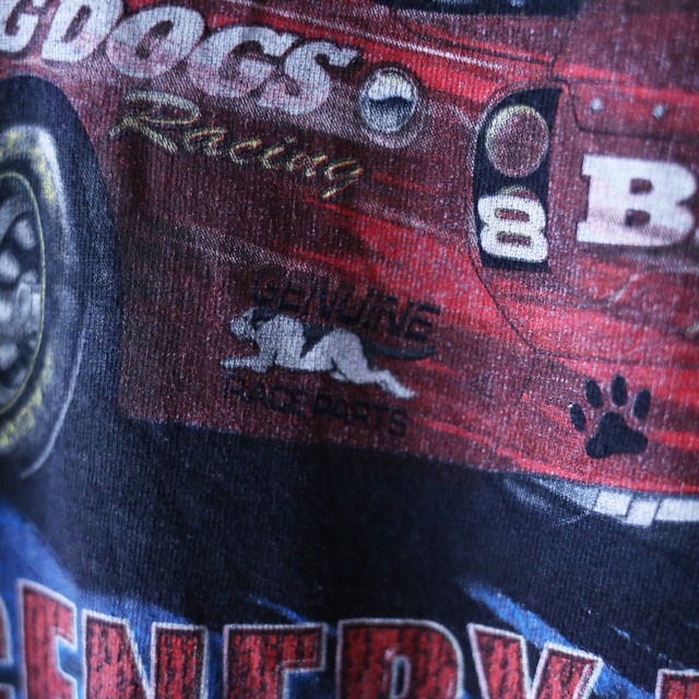 "BIG DOGS" back printed XXX super over silhouette h/s tee