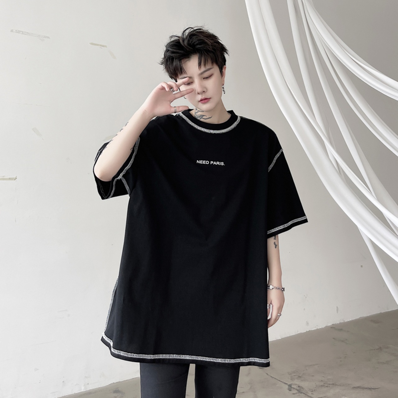 ωω サマーカラーラインプリントラウンドネックルーズTシャツ 夏物 O 