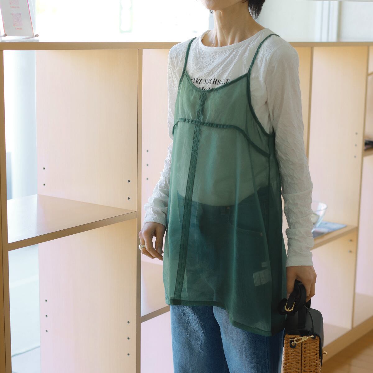 CHIGNON (シニヨン)シアー キャミソールビスチェ