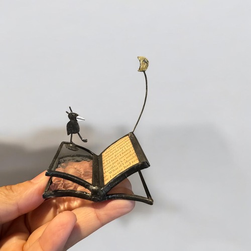 vetro ステンドグラス　ハシビロコウと本　68