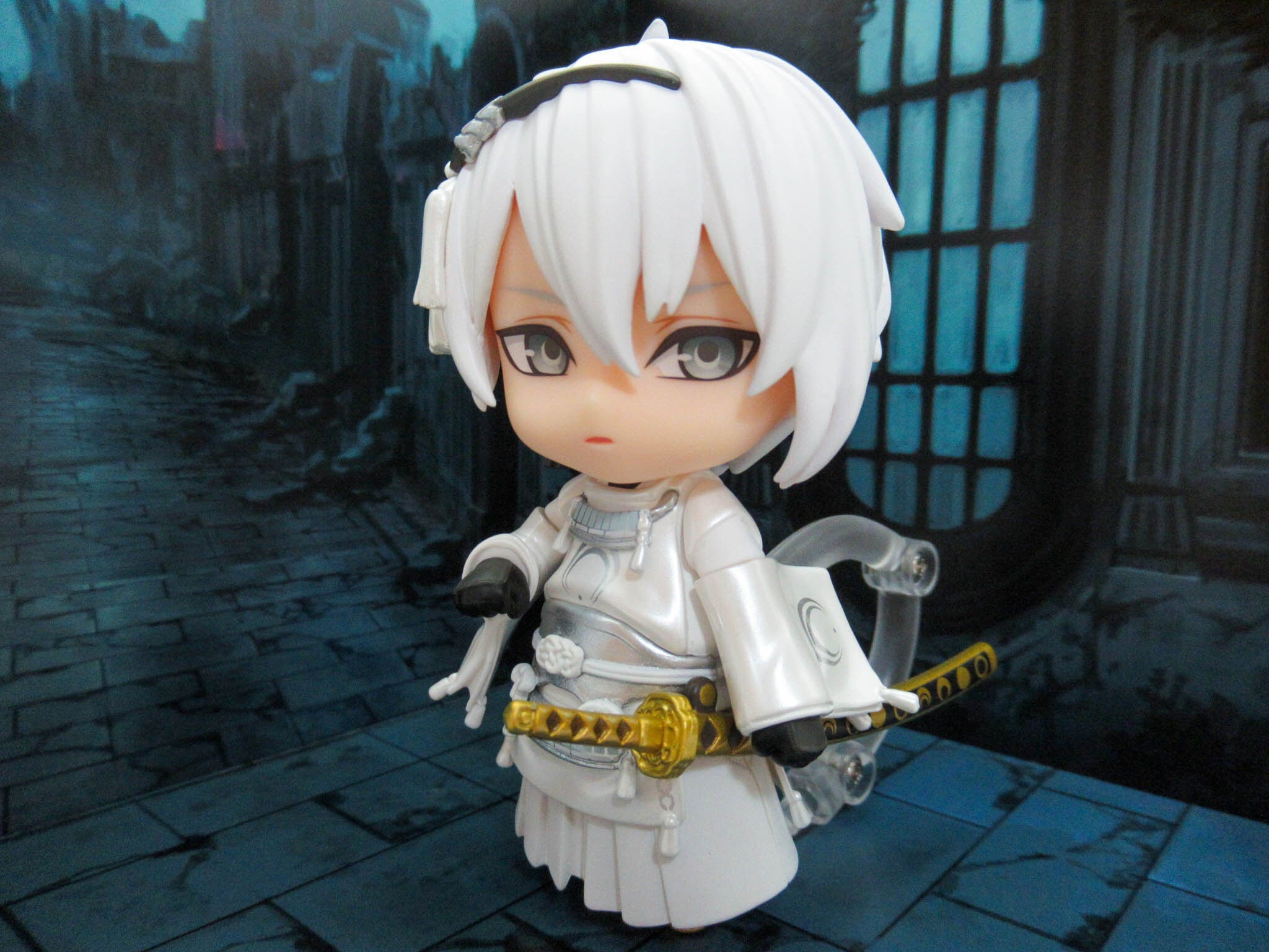 1【SALE】（A−ランク）【1549】 白い三日月宗近 体パーツ 戦闘服