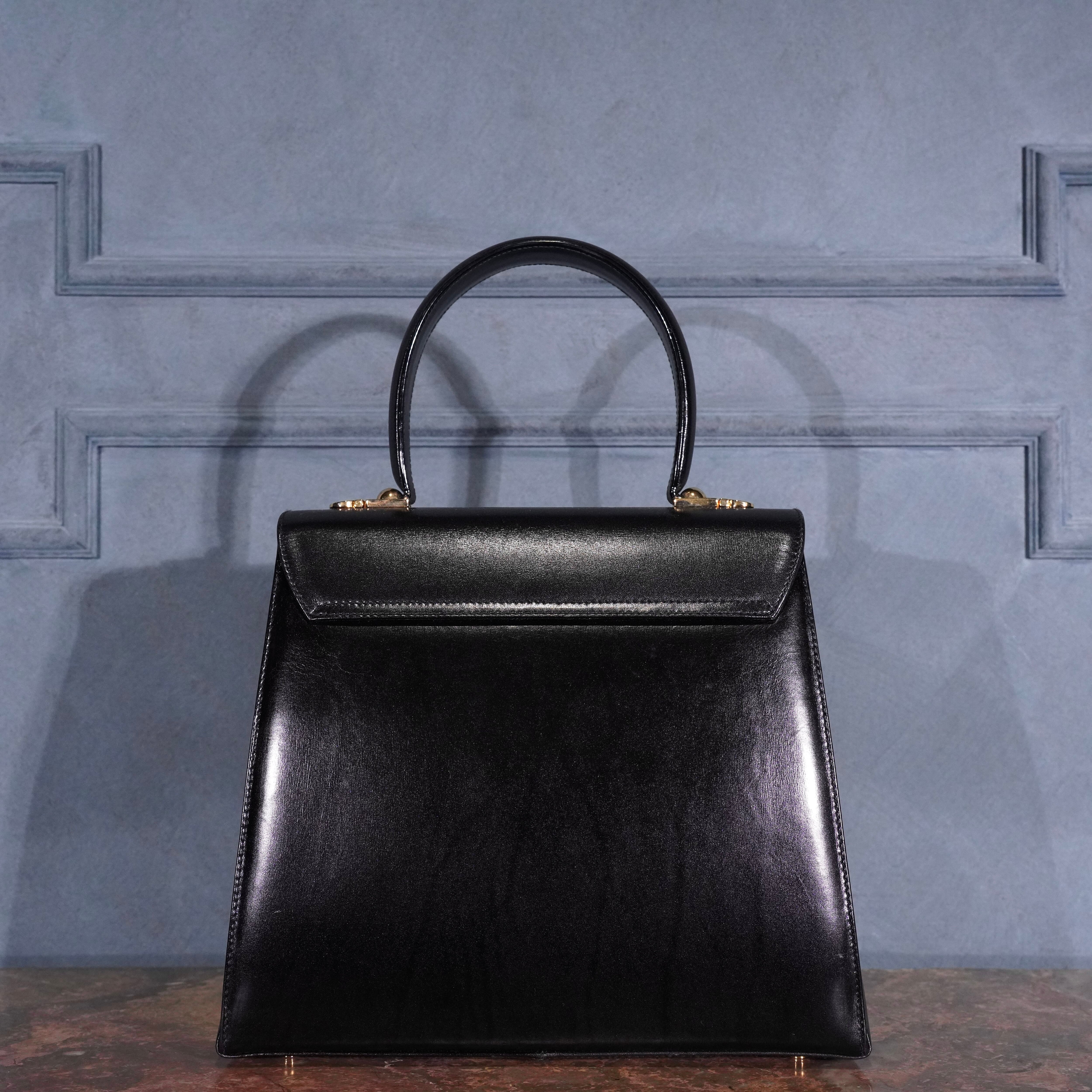 Salvatore Ferragamo GANCHINI LOGO DESIGN LEATHER 2WAY SHOULDER BAG