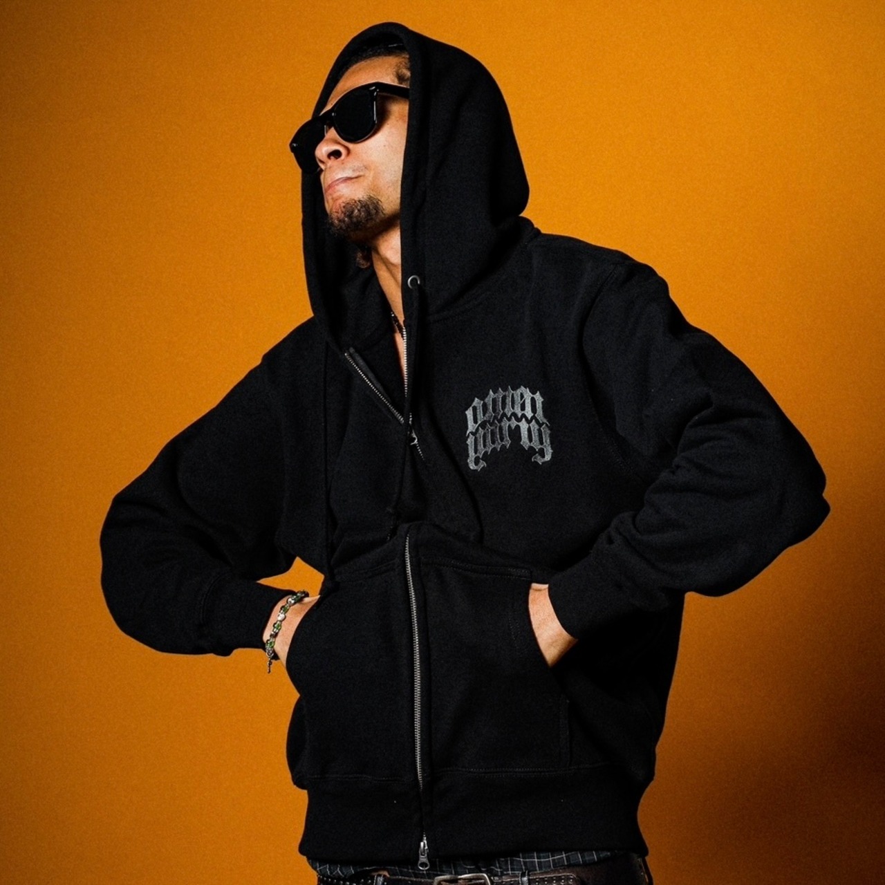 BLACK LETTER LOGO HEAVYWEIGHT ZIP HOODIE