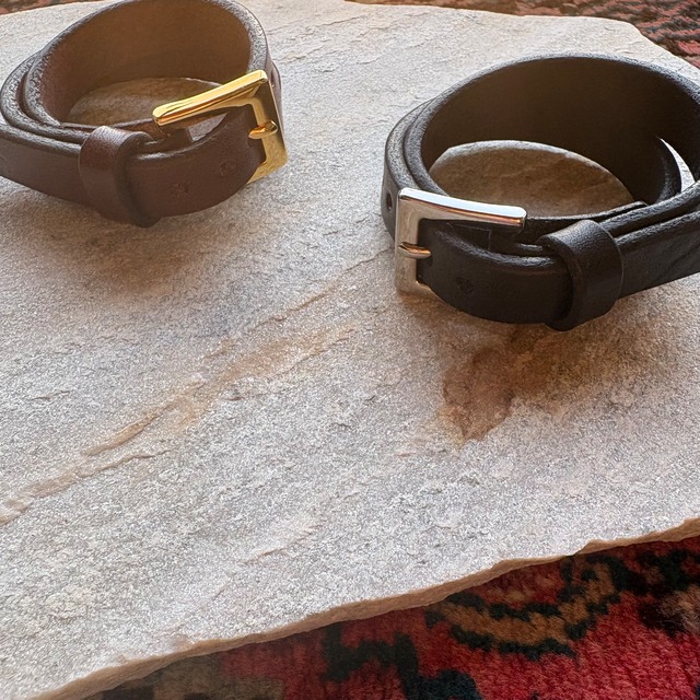 【 atelier Brugge 】Wレザーブレスレット