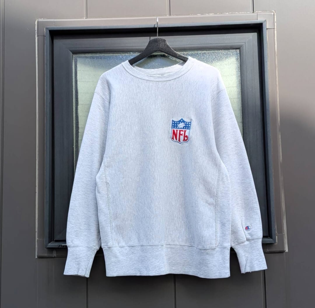 Nice 襤褸!! 90s champion r/w NFL logo sweat 小岩店