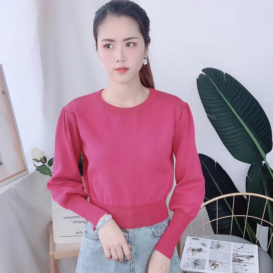 ラウンドネックニット