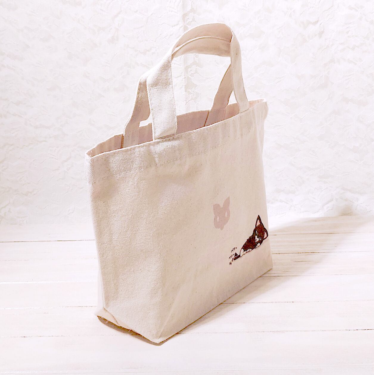 ちょっと不機嫌な黒白猫ちゃんのSサイズトートバッグ