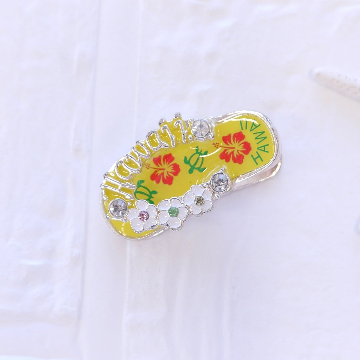 ★ハワイ直輸入★ビーチサンダル クリップ マグネット/キッチンマグネット/ハワイ磁石<KG-119/イエロー ホヌ ハイビスカス>