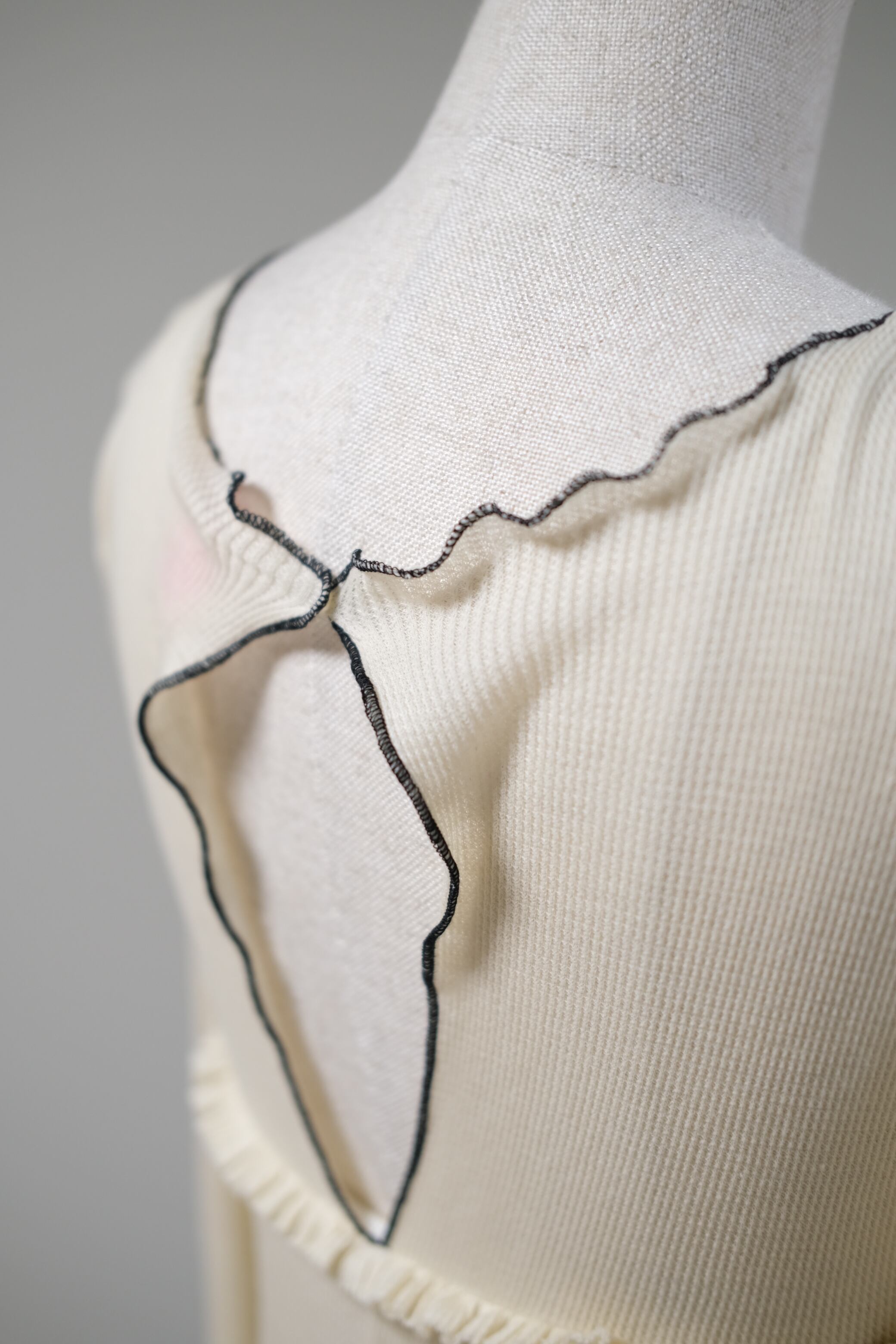 FETICO】RUFFLED-CUFFS WAFFLE BODYSUIT - ecru - | loop