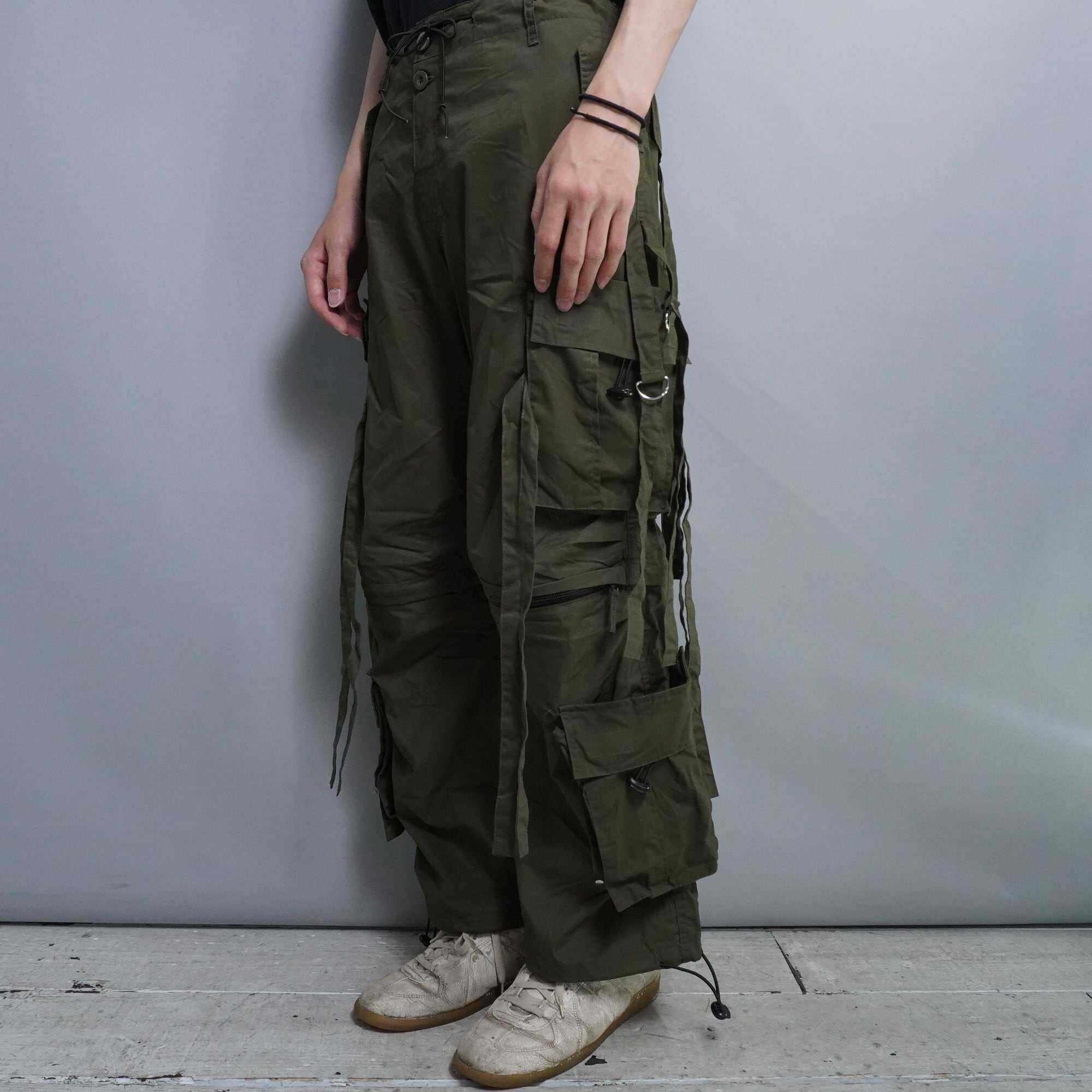 UK label cargo pants