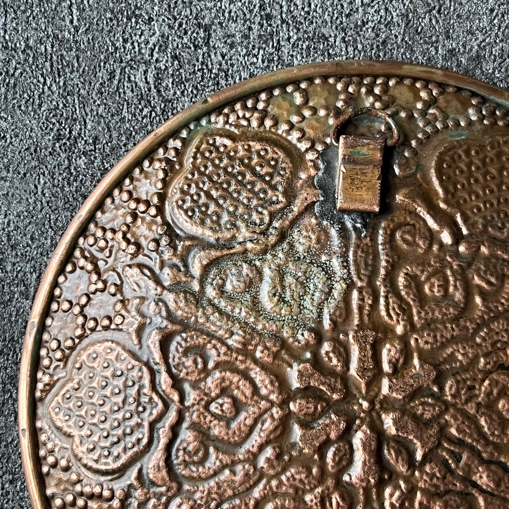 ペルシャの銅皿（ガラムザニー）Φ15cm 飾り皿 トレイ【GHALAM ZANI