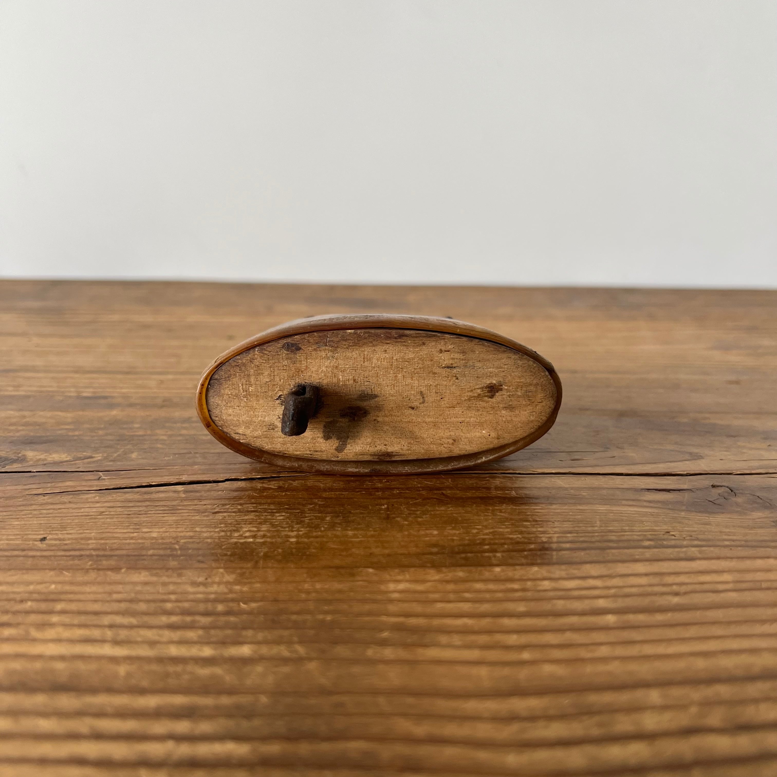 Horn Snuff Box | troldhaugen antiques ｜ 北欧アンティーク・古道具