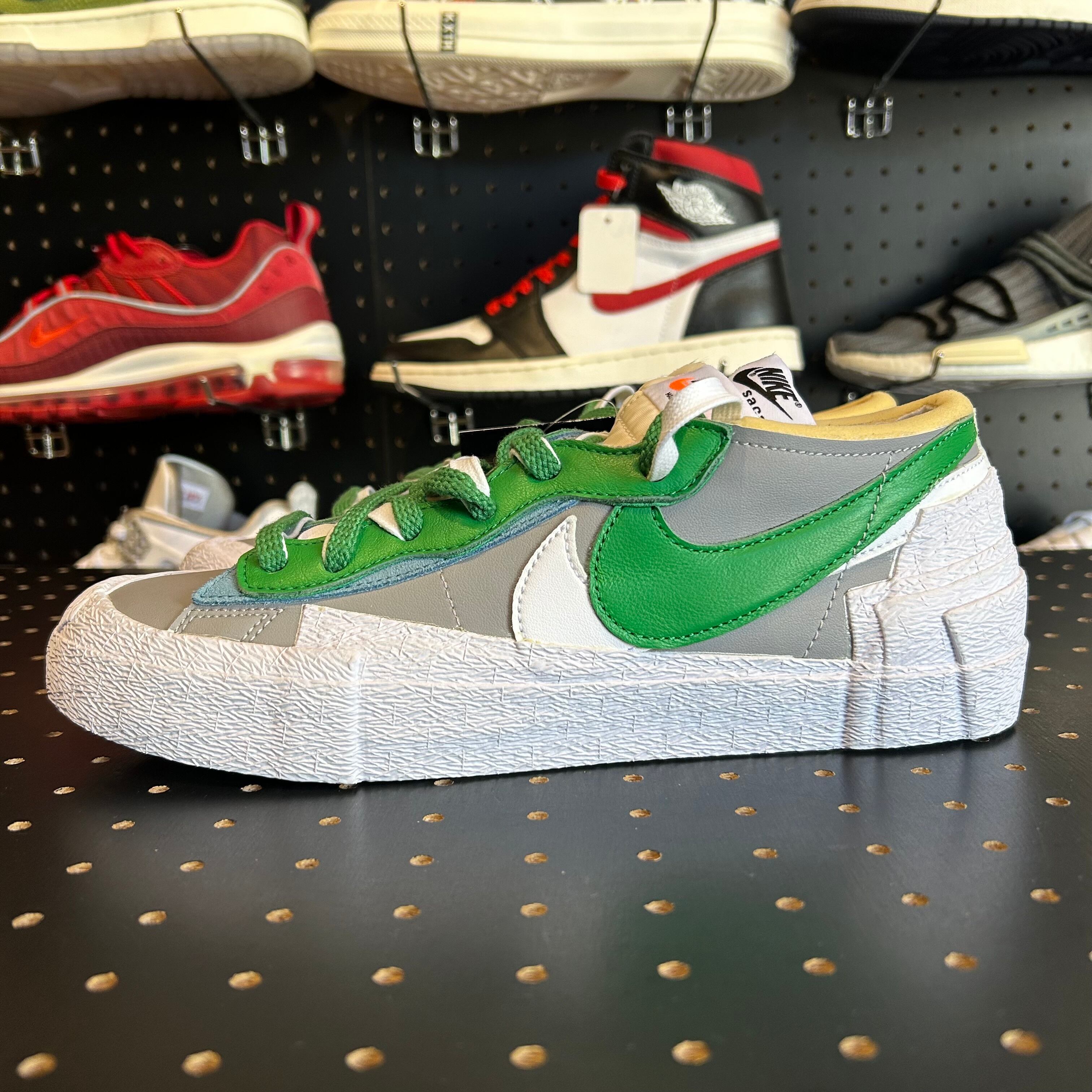 Supreme × Nike SB Blazer Mid 