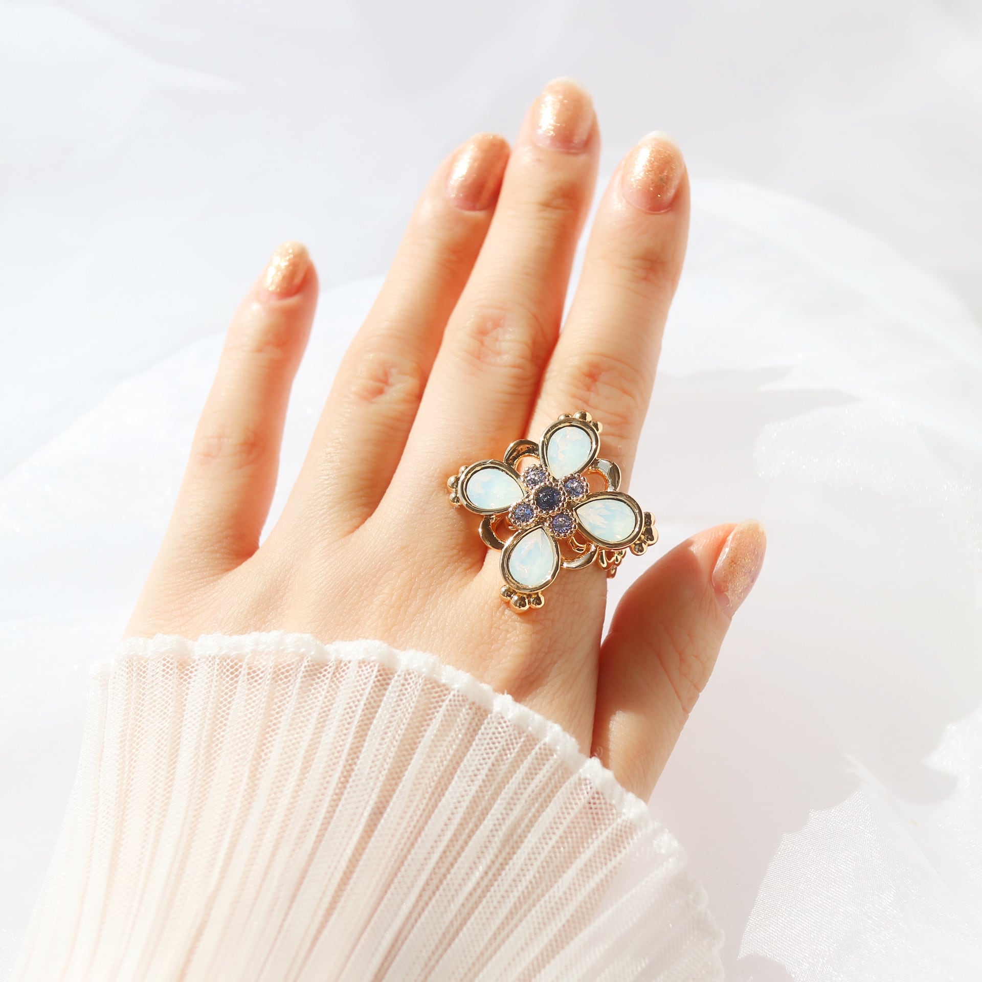 エレガントフラワーリング（ホワイトデニム） | マルベリコ