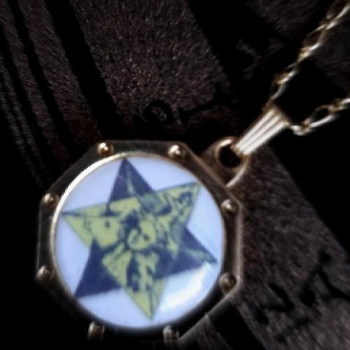 1970年大阪万博ミラー付きゴールドメダル型チャームネックレス | Pay ID