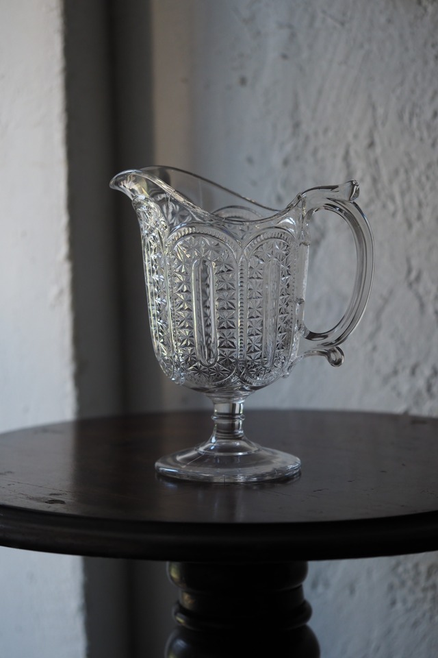 カットガラスピッチャー-antique glass pitcher