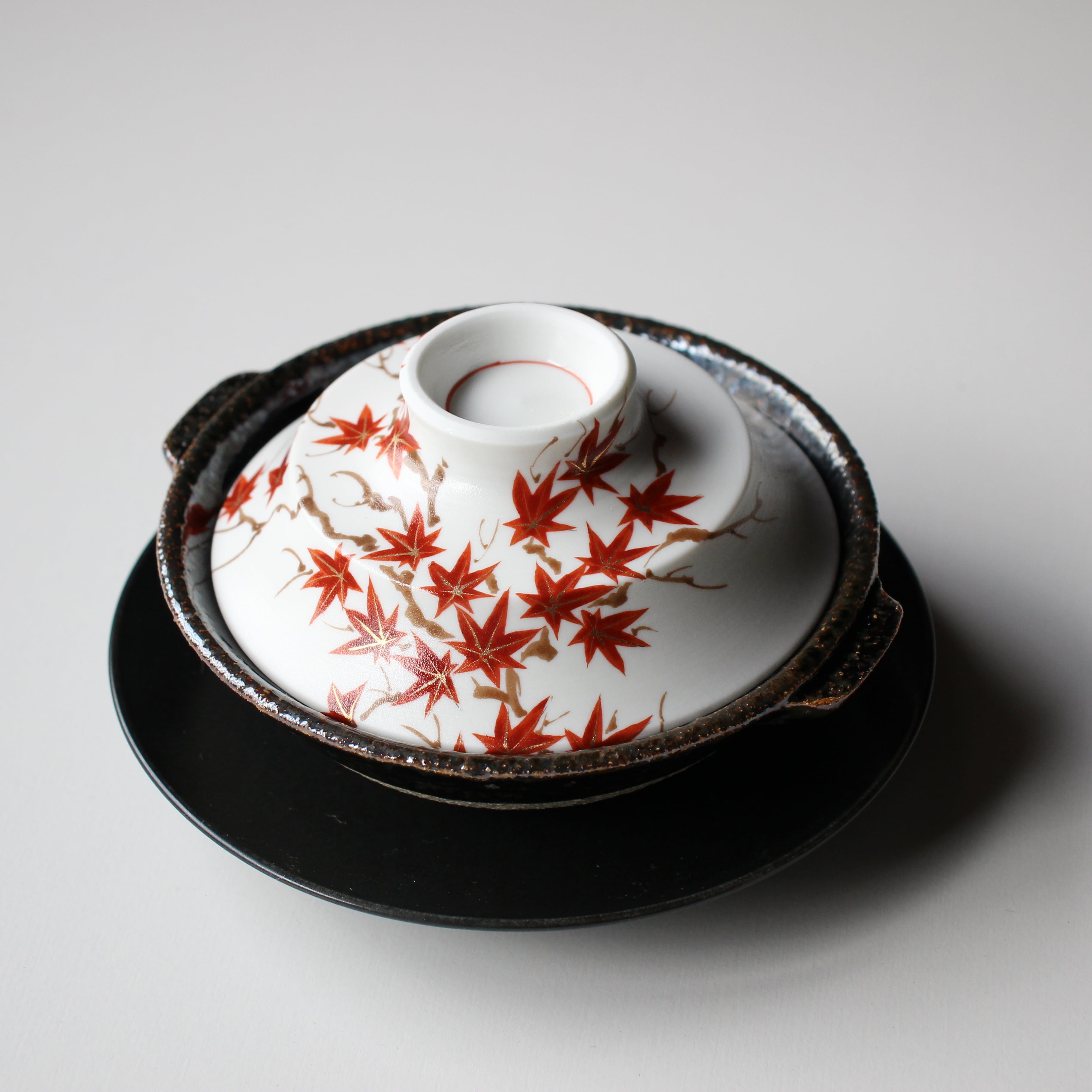 有田焼 五色 目玉焼鍋（台皿付） | 芦屋貴兆陶家 online shop