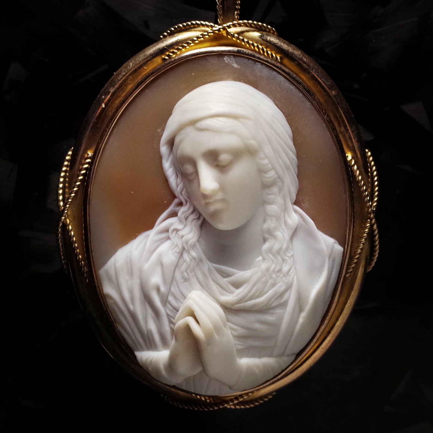 アンティーク(推定19世紀後半)「祈り」