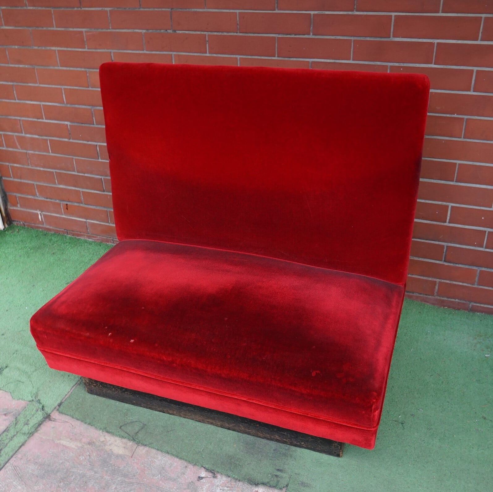 吉祥寺 「ボア」のソファー【抽選販売】