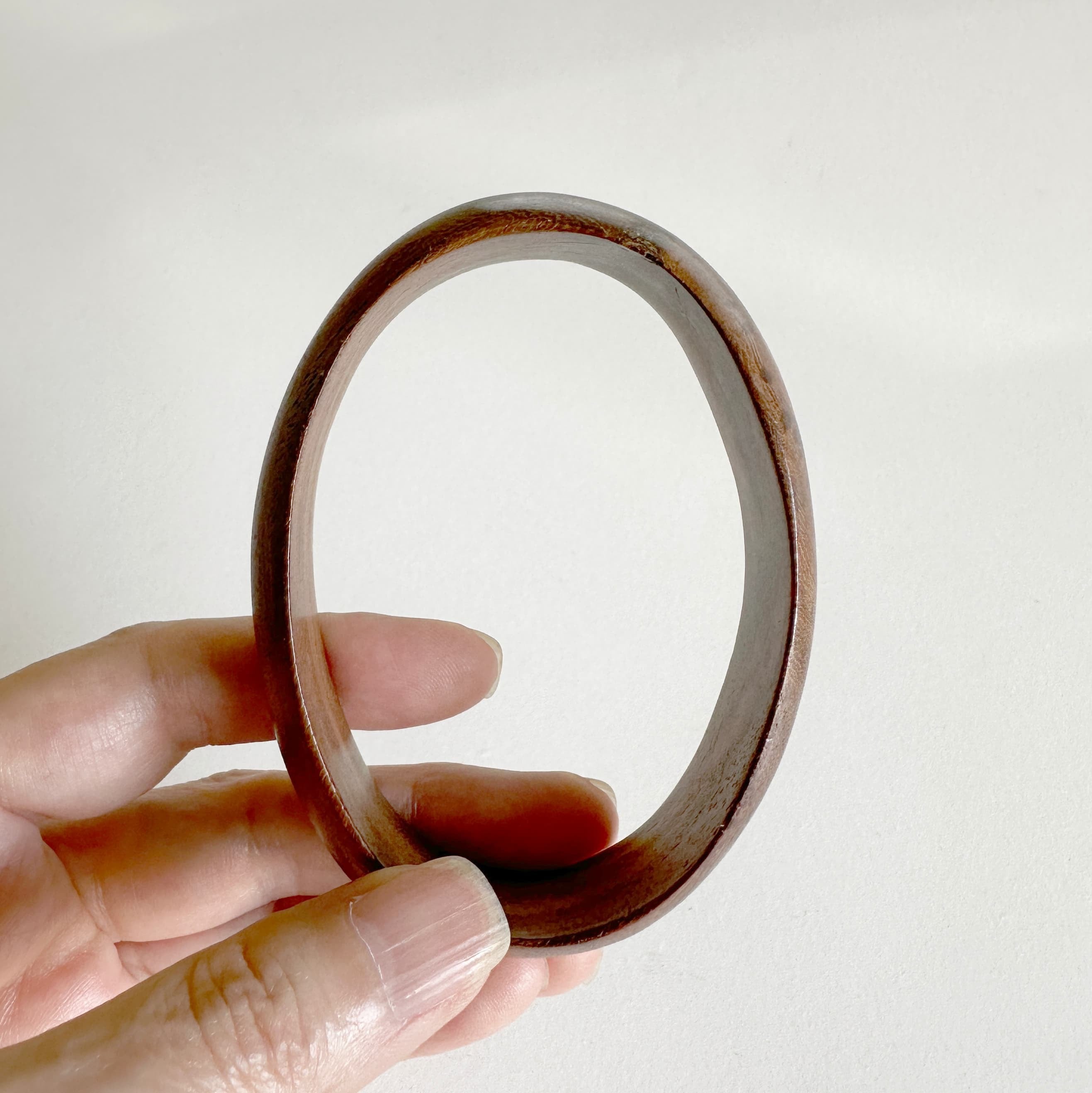 Ba-28ro wood ovalバングル 茶 | Bijoux Kei