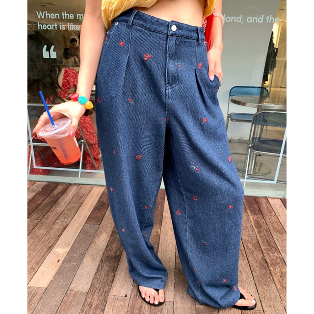 wide-leg embroidered denim pants J00173