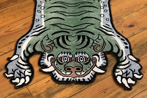 Tibetan Tiger Rug 《Sサイズ•シルク・オリジナル2・フォレストグリーン458》チベタンタイガーラグ