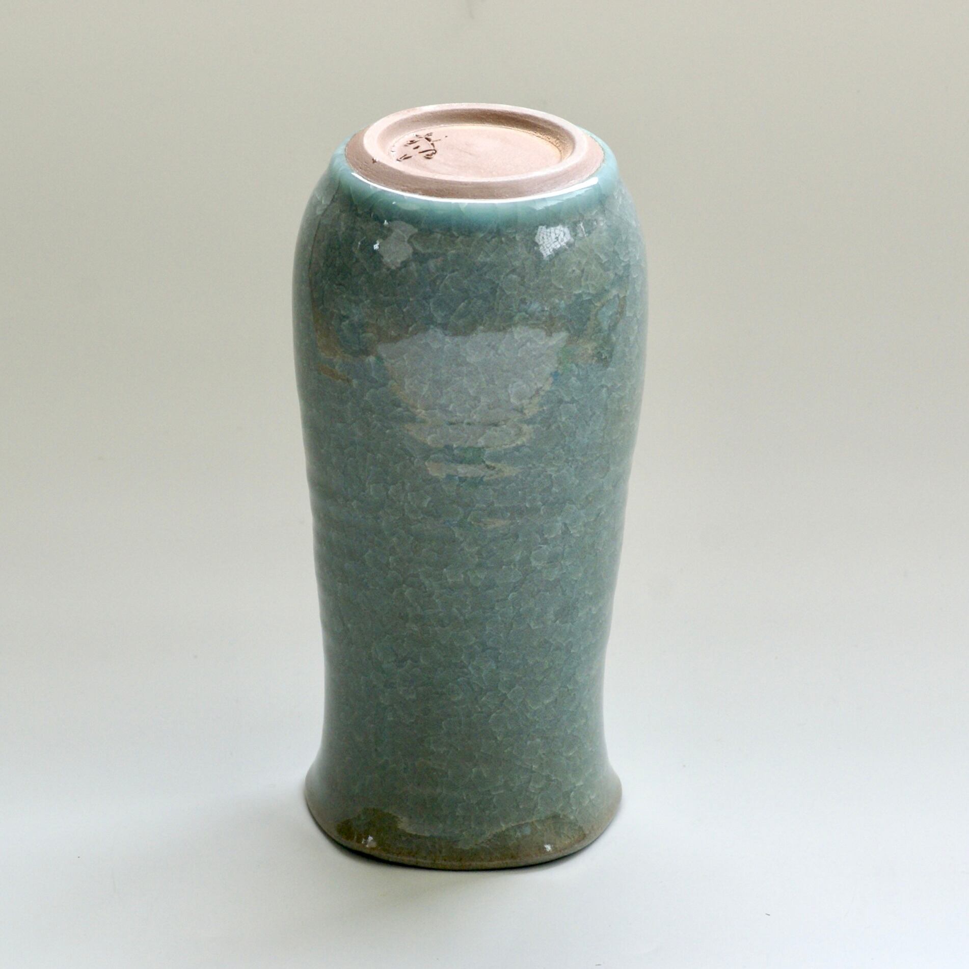 青磁貫入花入れ【梶原茂正作】 | 茂正工房(梶原茂正・梶原大敬)