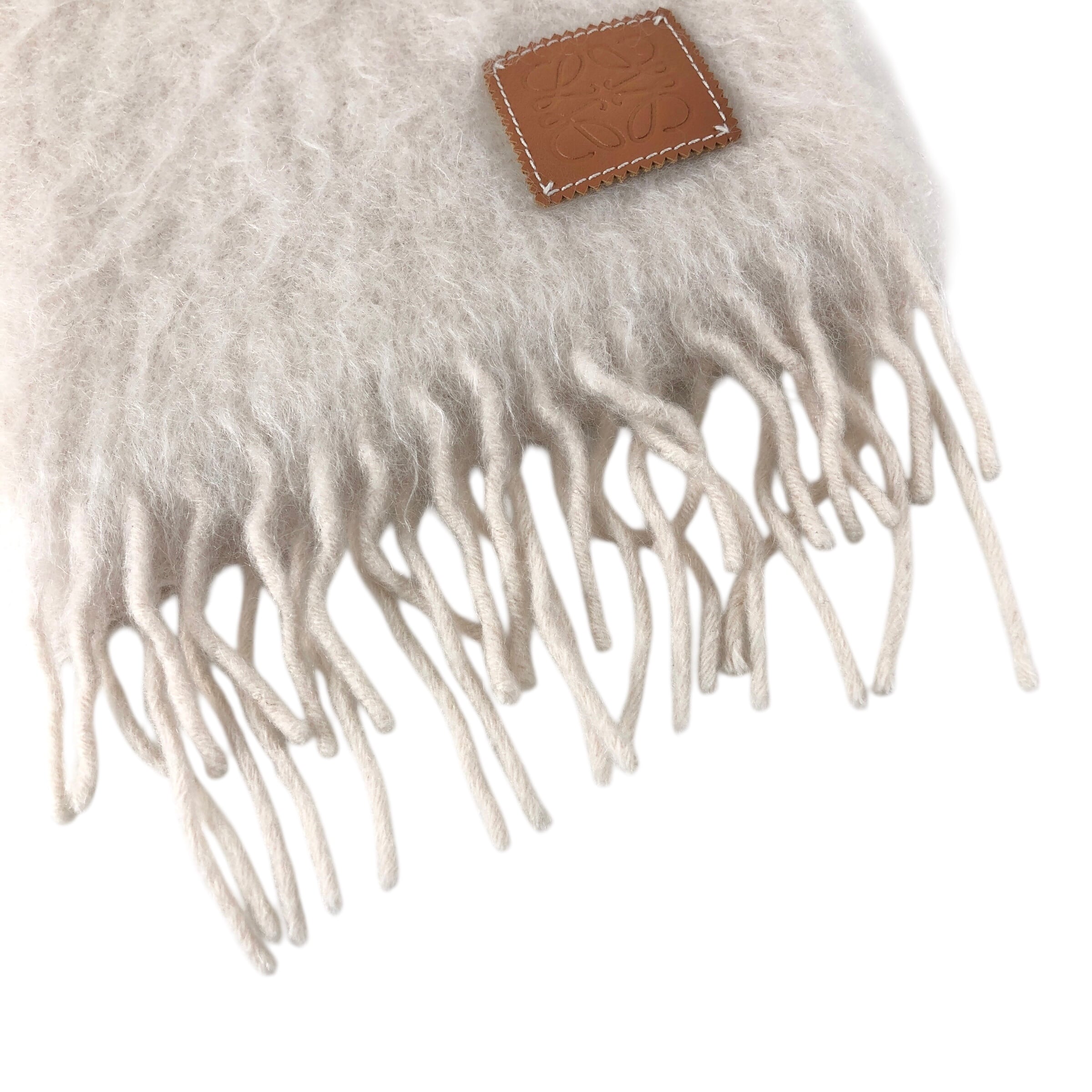 LOEWE ロエベ マフラー ベージュ アナグラム モヘア A-28003861