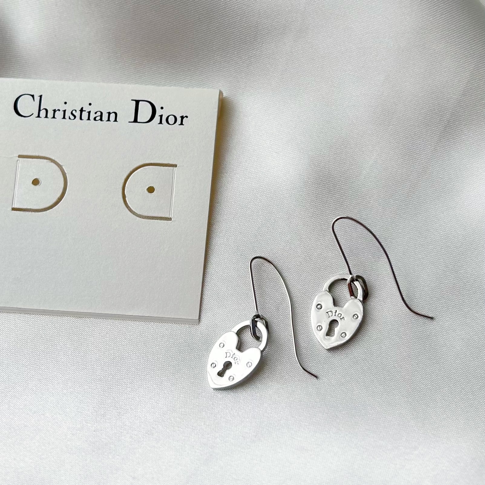 E5356】Christian Dior heart padlock pierce（正規タグ付き