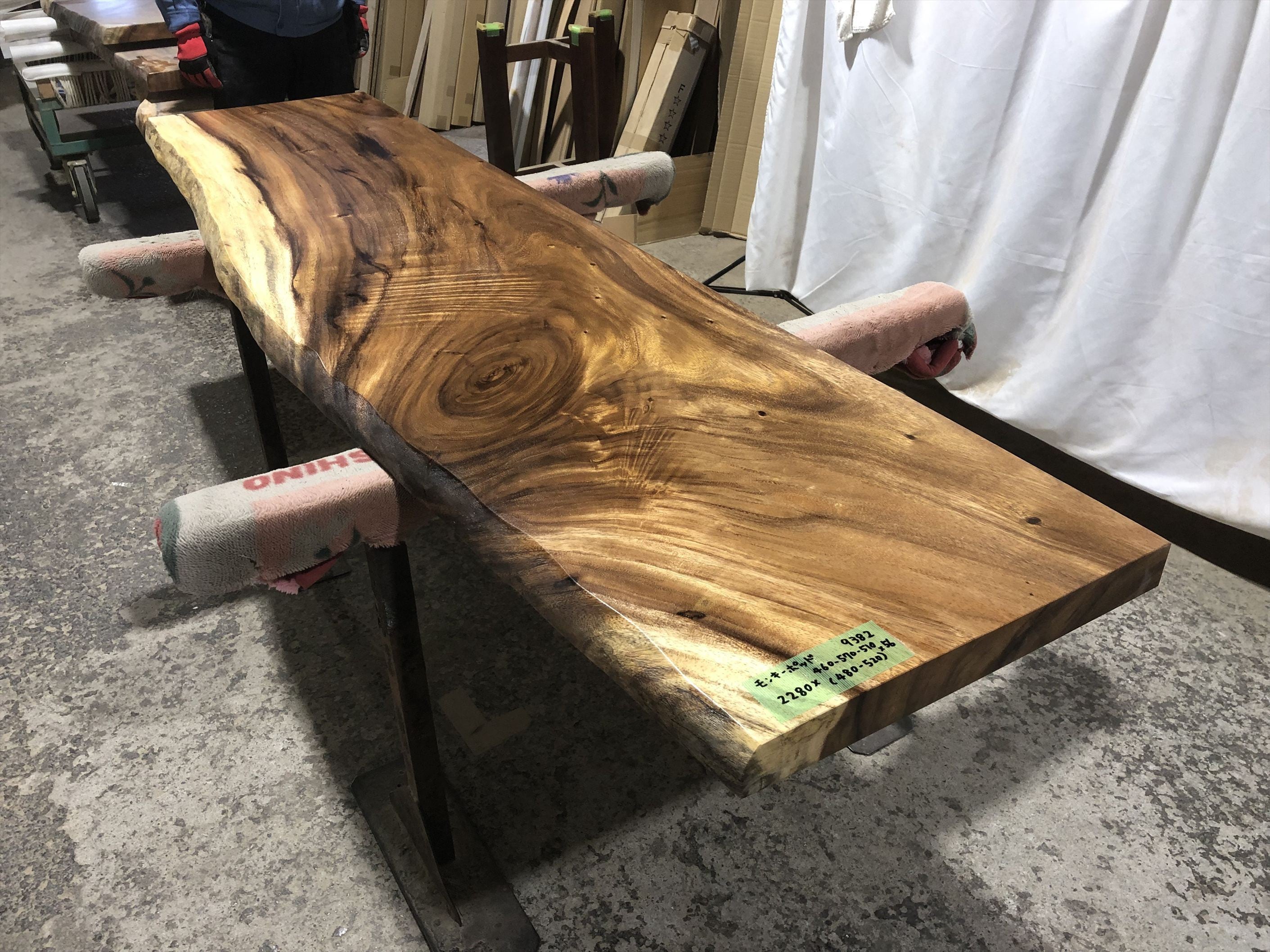 モンキーポッド9382 一枚板無垢 乾燥材 2280x460-570-510x55mm カウンター センターテーブル ダイニングテーブル