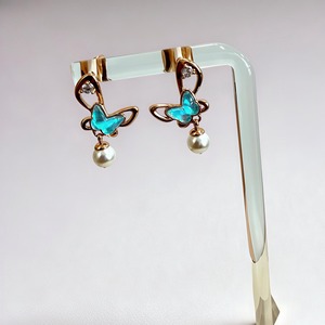 BUTTERFLY PEARL 18K コーティングキャッチピアス