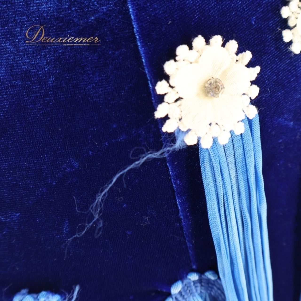 社交ダンス 衣装 ラテン ドレス ワンピース 青 フリンジ ベロア 花 デモ 競技 高級感 パーティ 発表会 ブルー系 フリンジドレス ストレッチ 伸縮性 レディース 社交ダンス衣装 高級素材 デモ用 ダンス衣装 フェミニン おしゃれ 大人用 フォーマル ショートドレス 競技会用 パーティー服