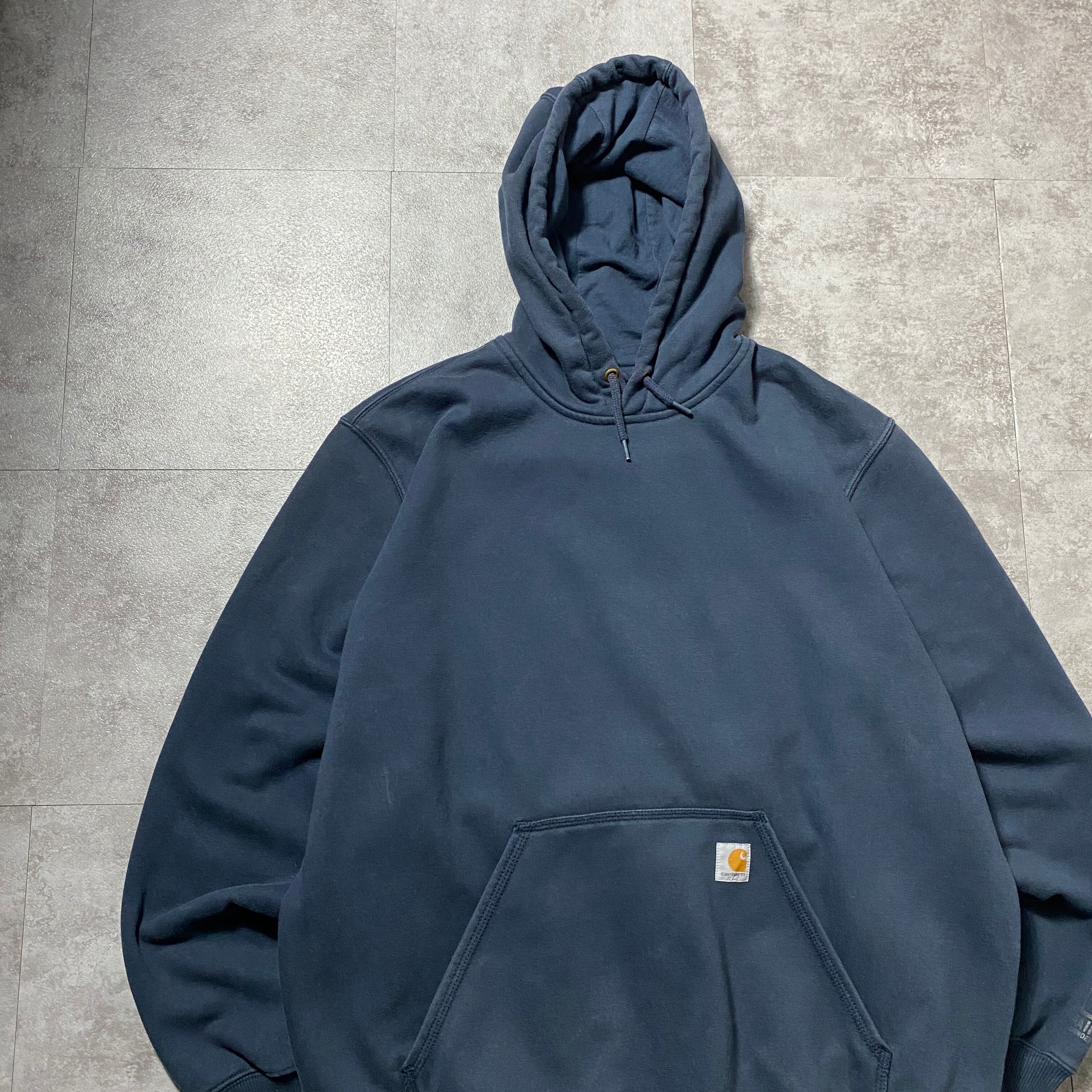 【希少カラー】カーハートWIP センター刺繍ロゴ パーカー 青刺繍 カーキ 美品 Carhartt WIP（カーハートワークインプログレス） パーカー Carhartt